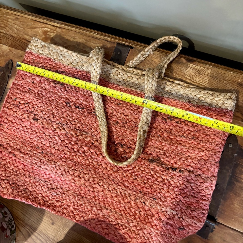 Stylish Woven Tote Bag - Picture 5 of 6